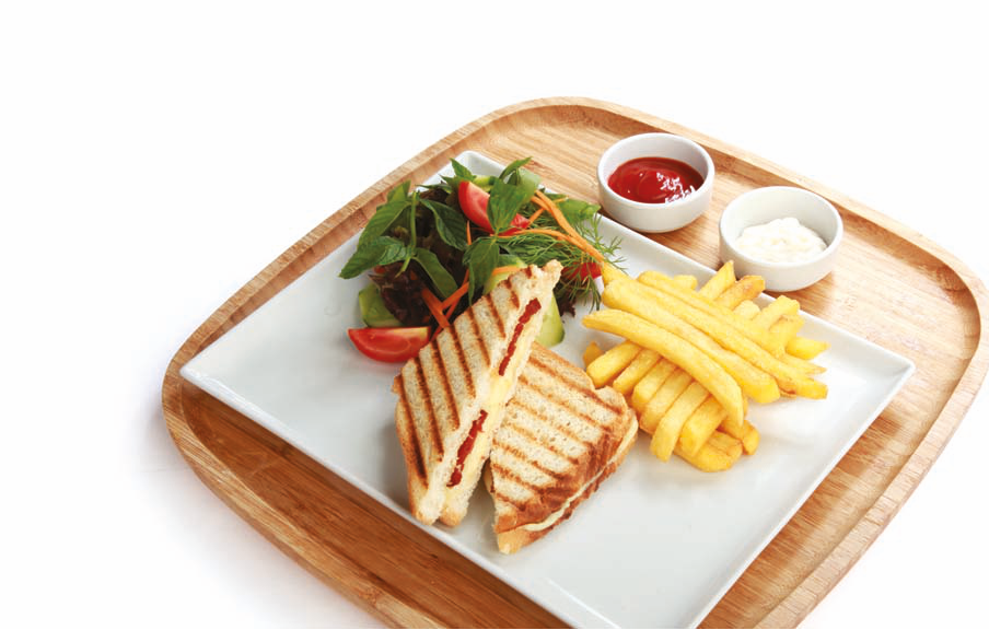 Kaşarlı Tost + Patates
